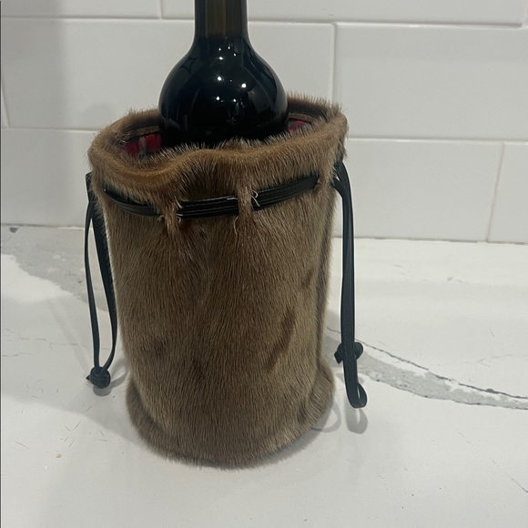 Deer‎Fur Wine Bottle Cover